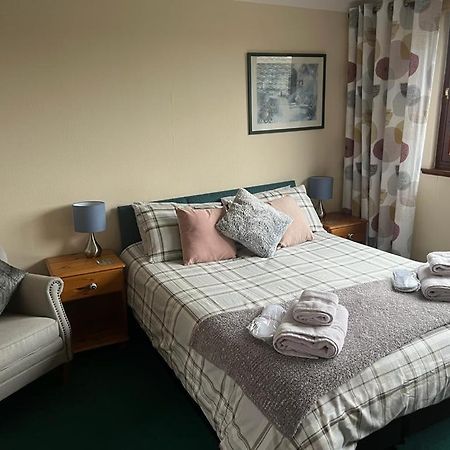 An Escape For 2: Near A Castle Island In Scotland Apartment Kinross ภายนอก รูปภาพ