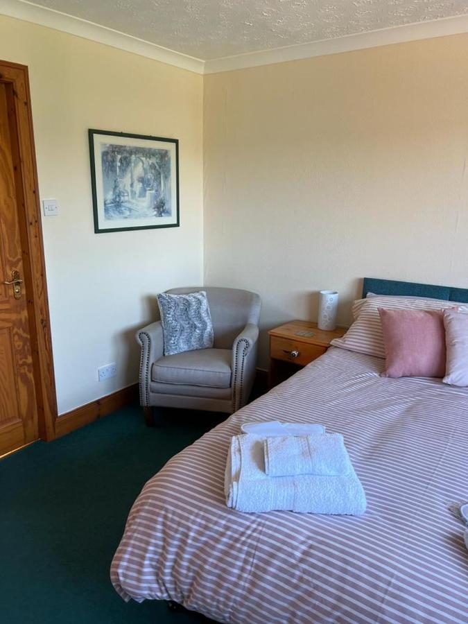 An Escape For 2: Near A Castle Island In Scotland Apartment Kinross ภายนอก รูปภาพ