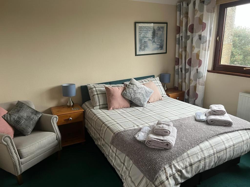 An Escape For 2: Near A Castle Island In Scotland Apartment Kinross ภายนอก รูปภาพ
